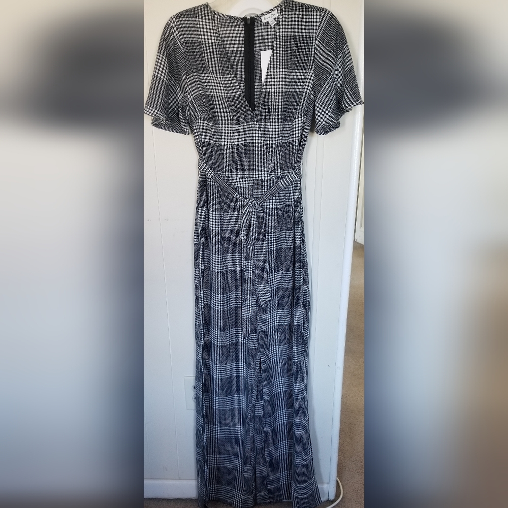 NEW WITH TAGS! LOVE, FIRE BRAND JUMPSUIT BLACK & WHITE HOUNDSTOOTH SIZE M